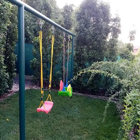 2 Izbovy Sabi Apartment Brezno